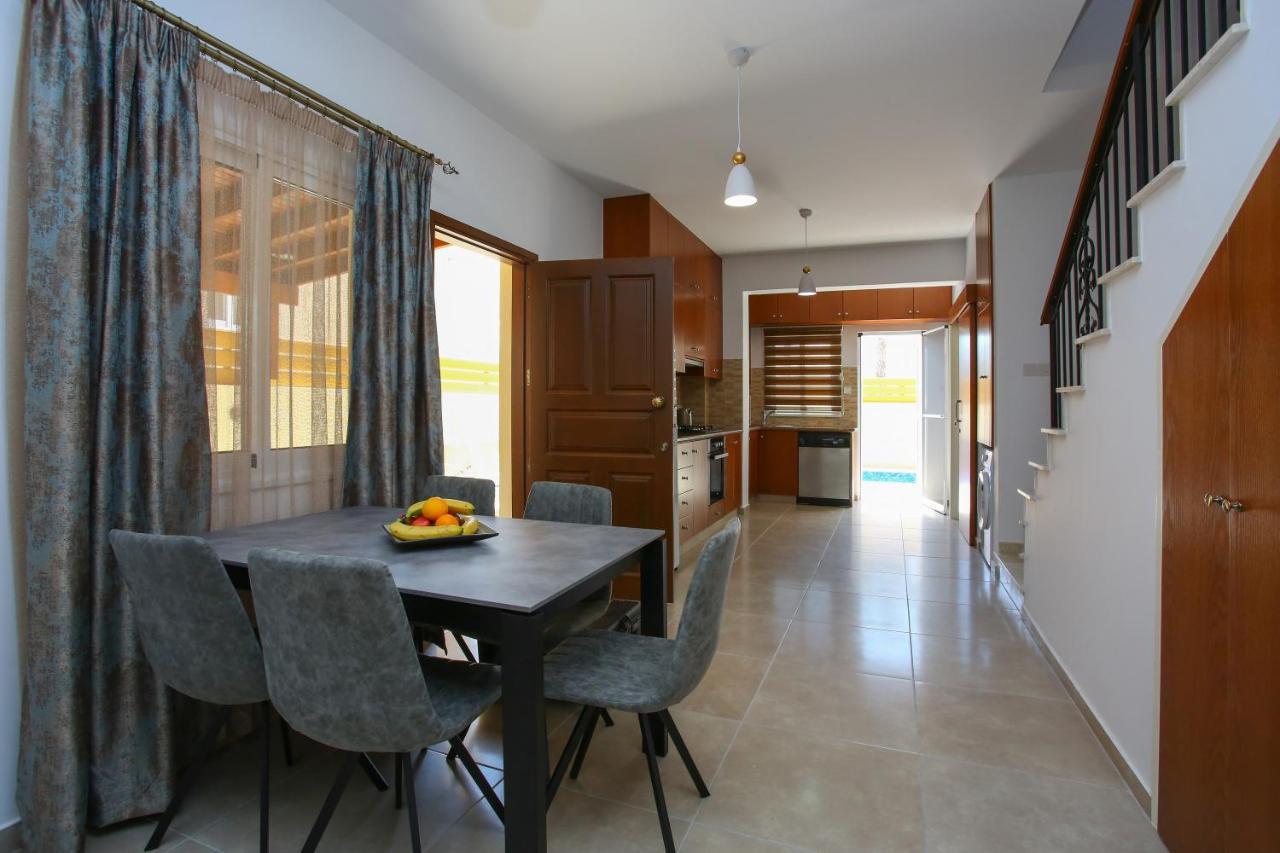 Villa Star House Paphos Esterno foto