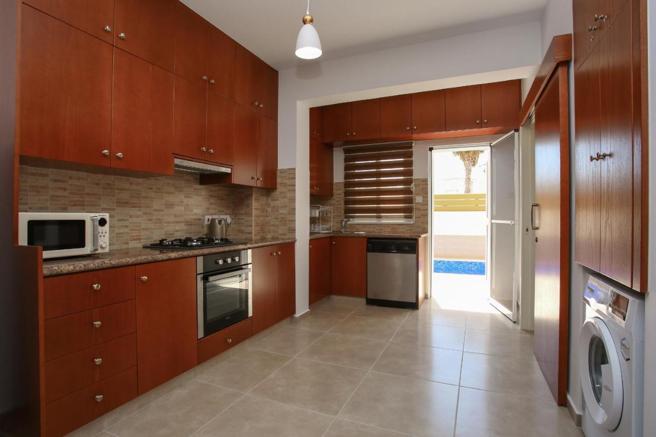 Villa Star House Paphos Esterno foto
