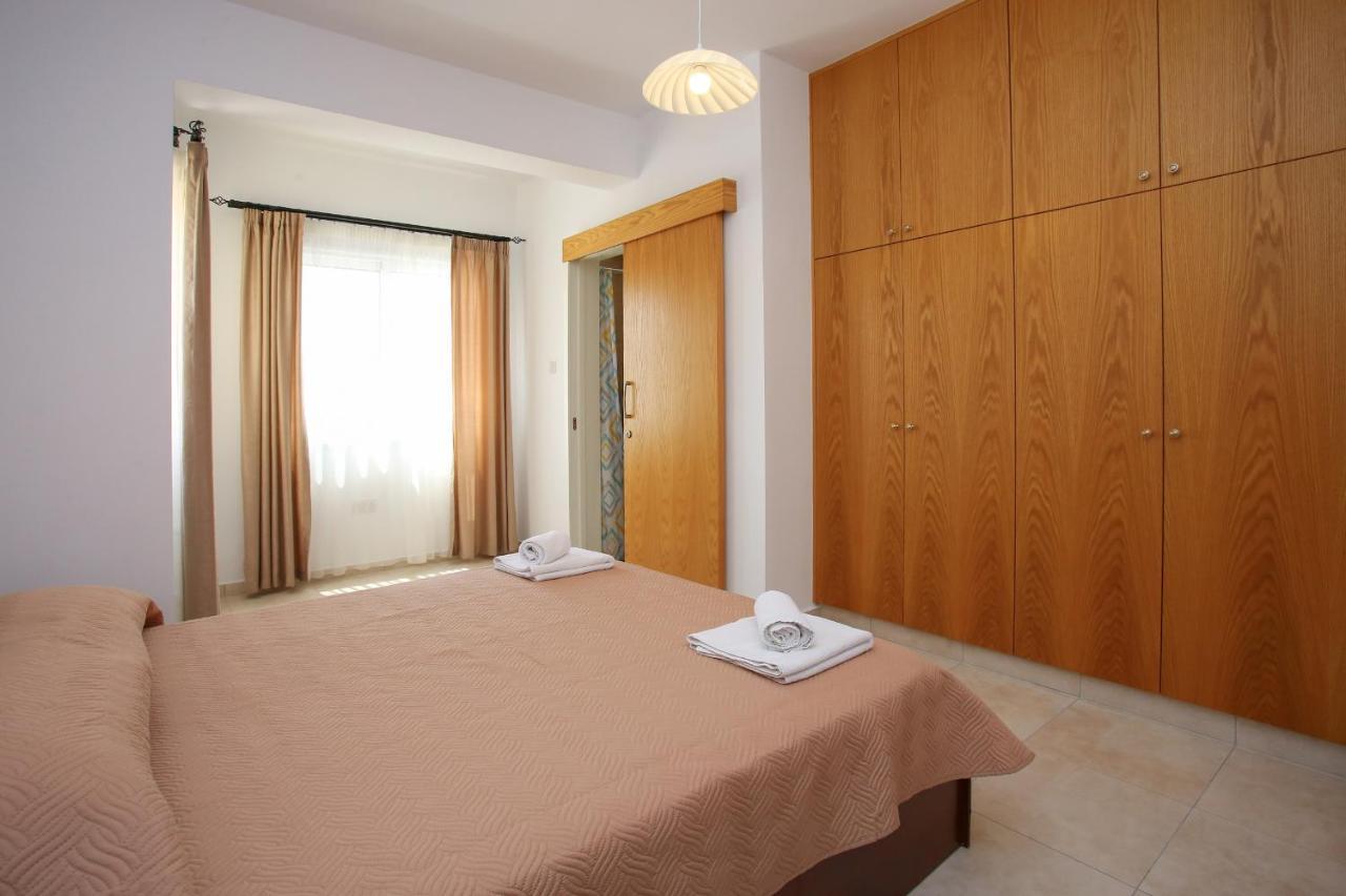 Villa Star House Paphos Esterno foto